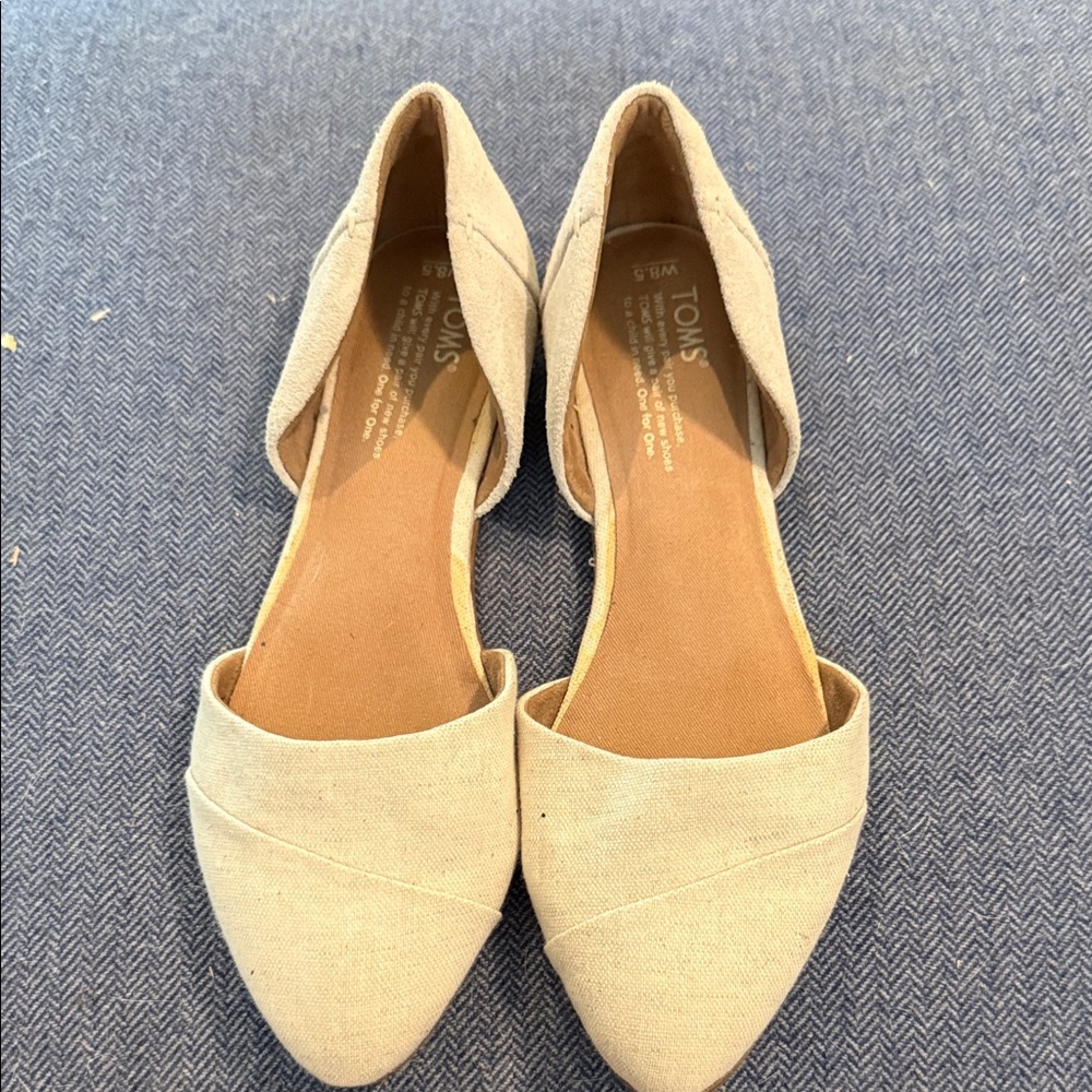 TOMS Women's D'Orsay Canvas Flats in Beige